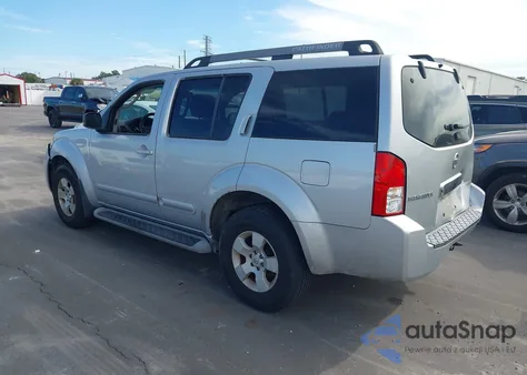 2005 Nissan Pathfinder Xe from USA, damaged, VIN 5N1AR18U55C761860